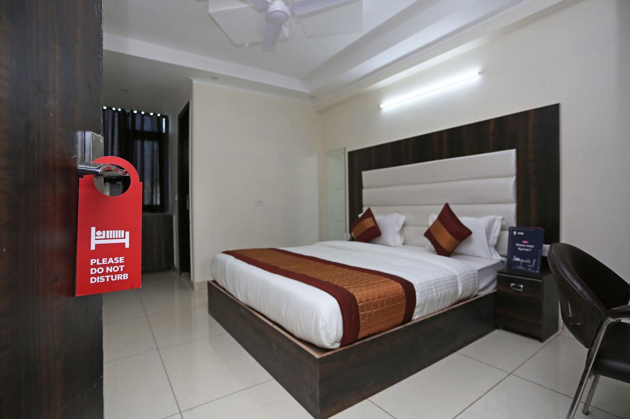 Oyo 9147 Hotel Aerostay New Delhi Exterior photo